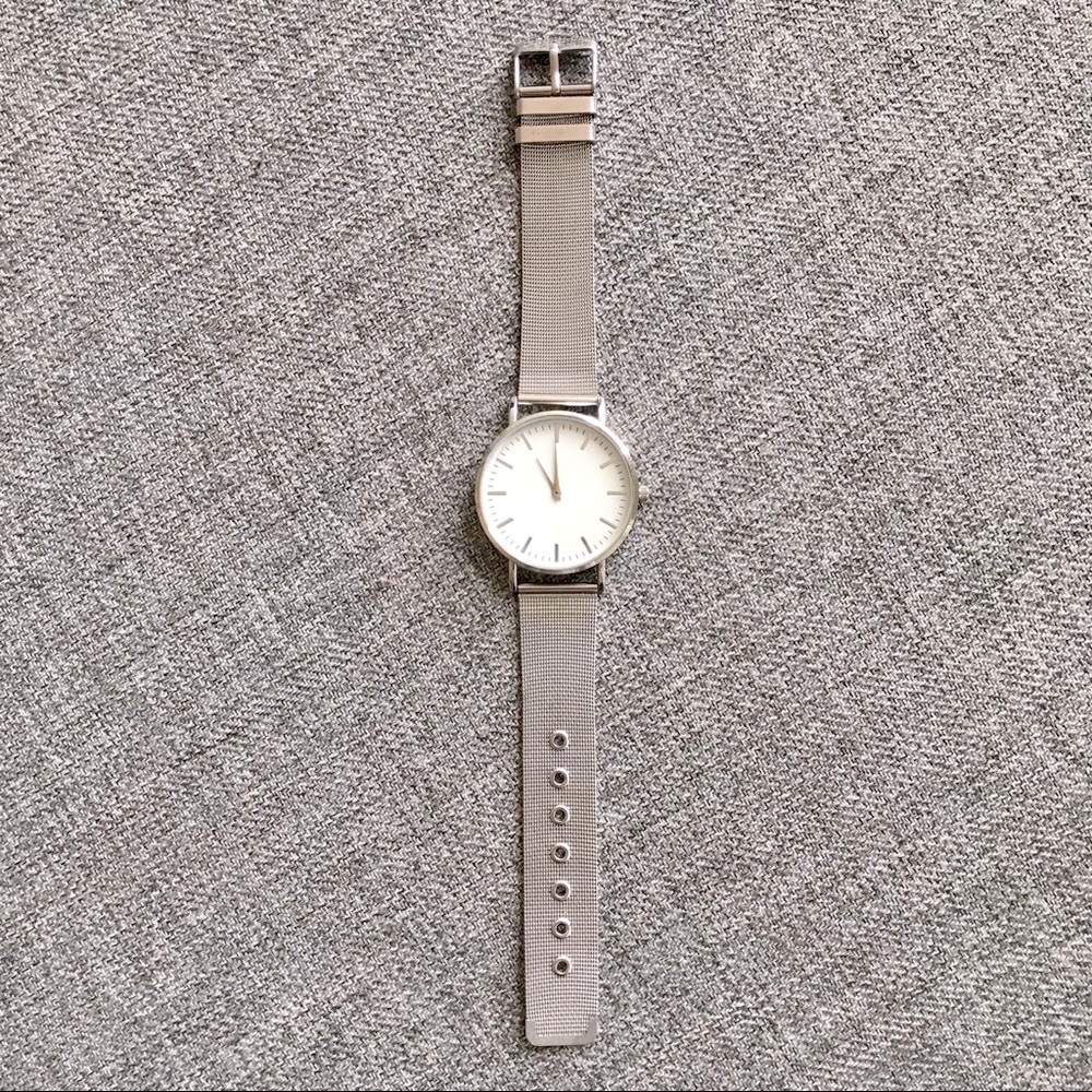 Silver Mesh Watch - Picture 3 of 4